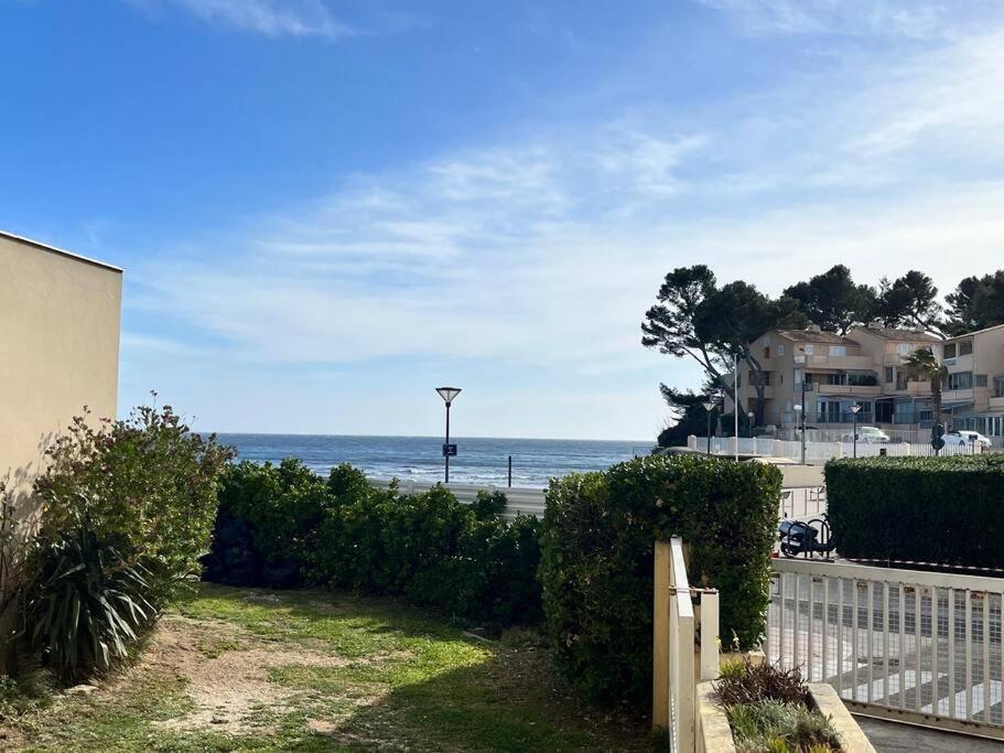 Studio Cosy Avec Terrasse Sur La Plage La Seyne-sur-Mer Εξωτερικό φωτογραφία